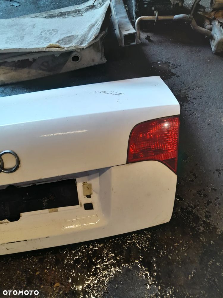 AUDI A4 B7 KLAPA BAGAŻNIKA TYŁ SEDAN - 4