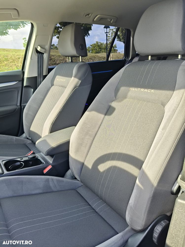 Volkswagen Golf 2.0 TDI 4Motion SCR DSG Alltrack - 31