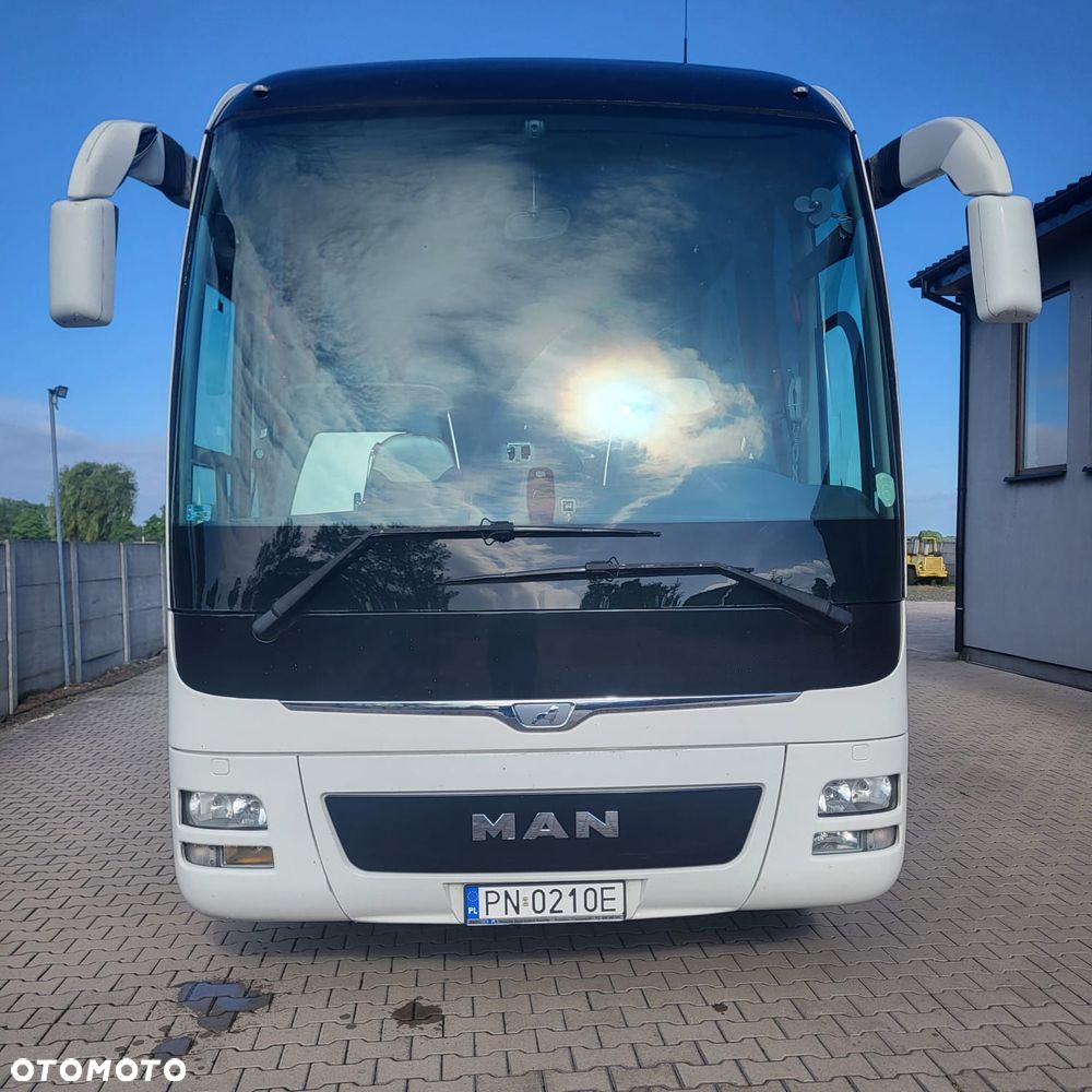 MAN LIONS COACH R07 - 2