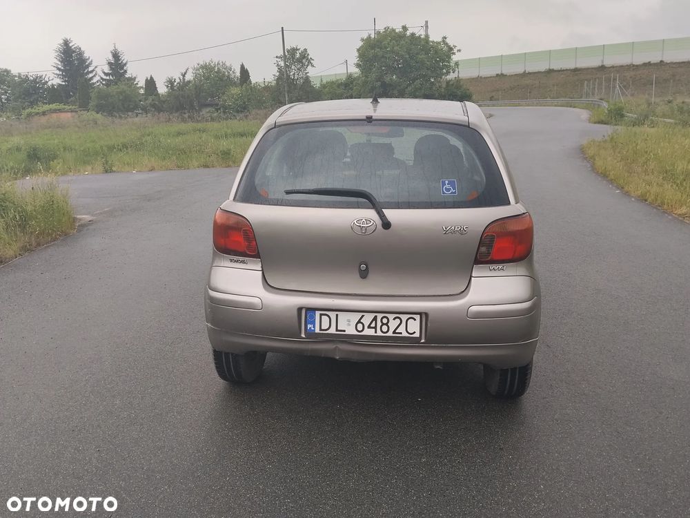 Toyota Yaris 1.3 Luna - 6