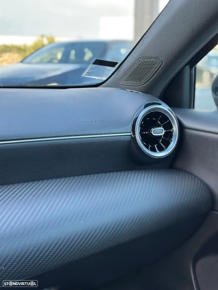 Mercedes-Benz A 250 e Style Plus - 20