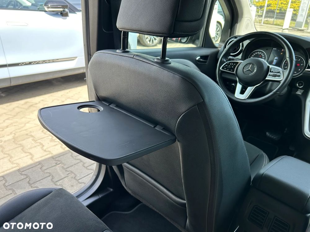 Mercedes-Benz Klasa T 180 d Progressive - 31
