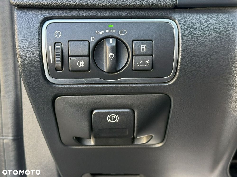 Volvo V60 D4 Momentum - 9