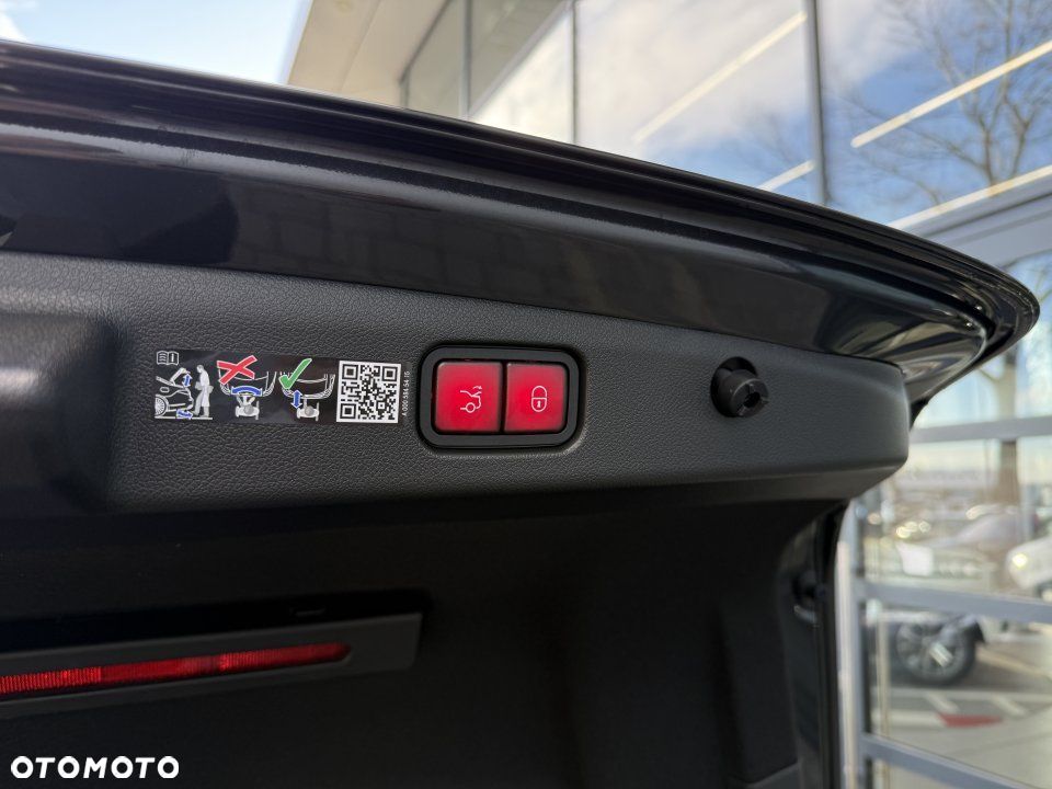 Mercedes-Benz Klasa E - 17