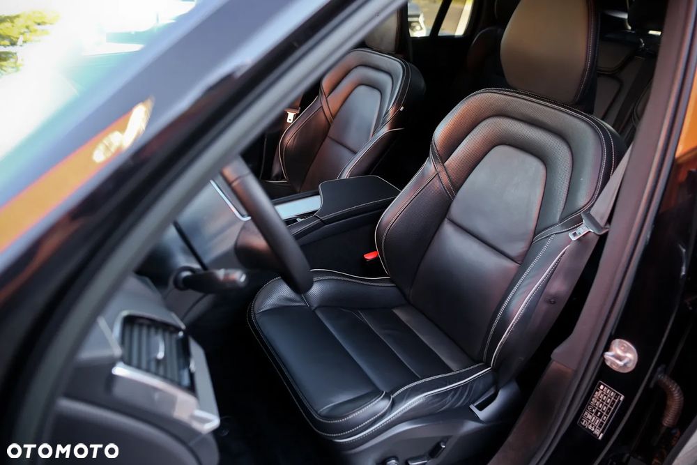 Volvo XC 90 B5 D AWD Geartronic RDesign - 20