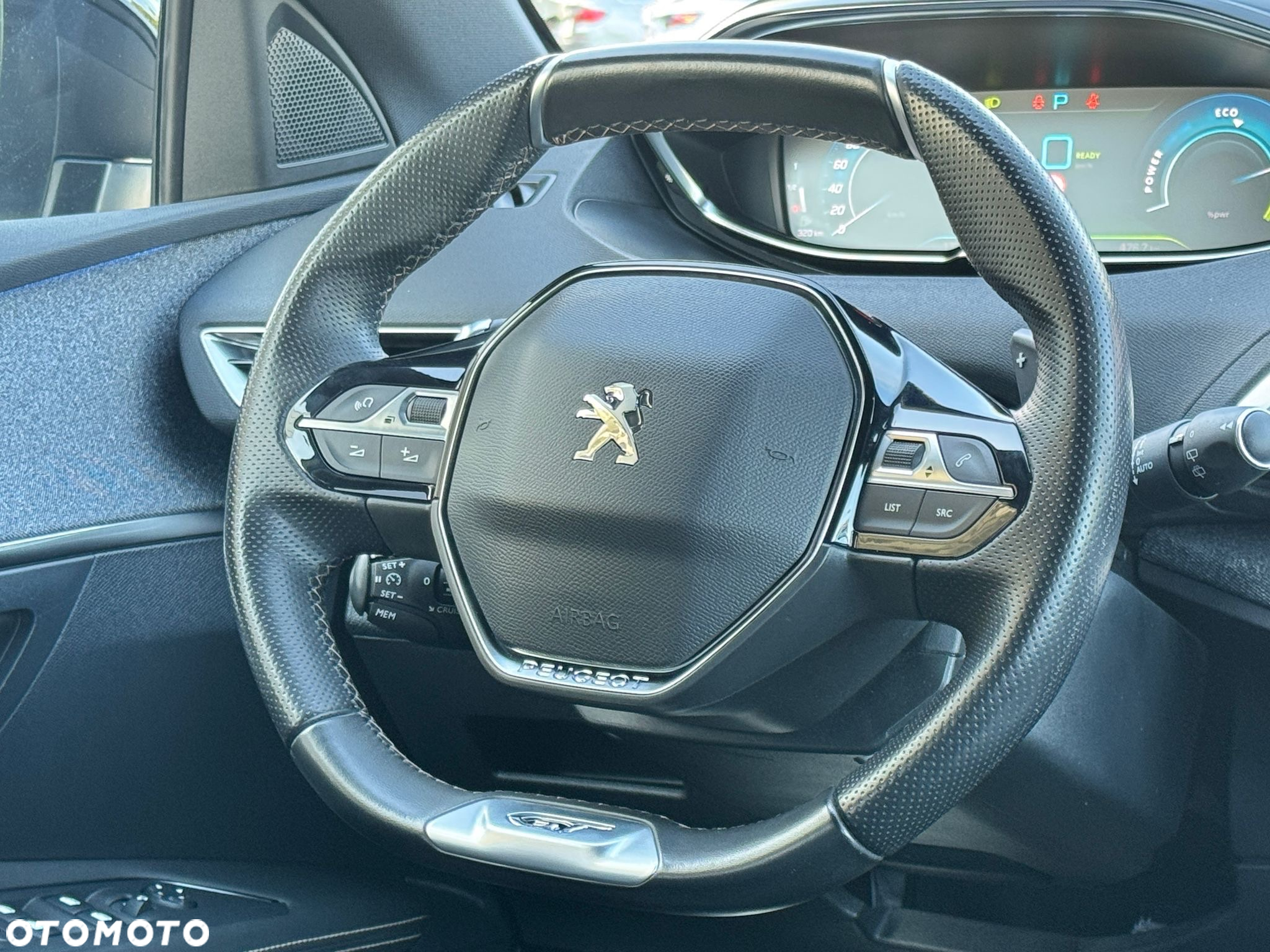 Peugeot 3008 1.6 PureTech HYbrid GT Line S&S EAT8 - 8