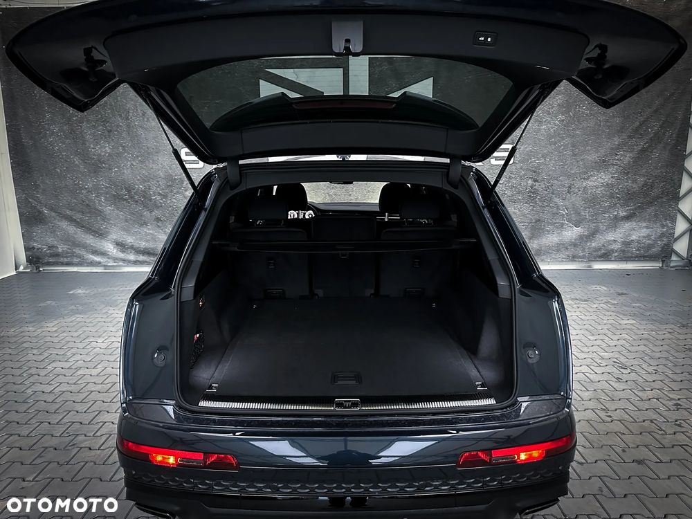 Audi Q7 - 32