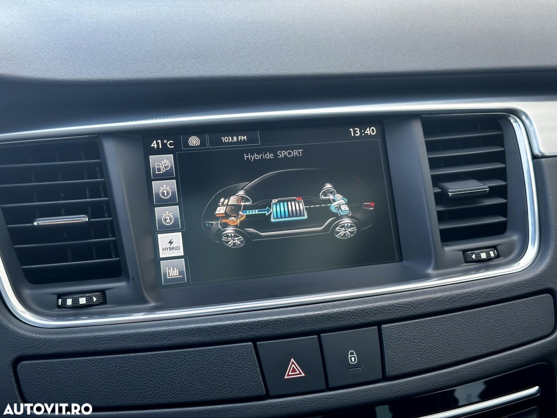 Peugeot 508 RXH Hybrid - 15