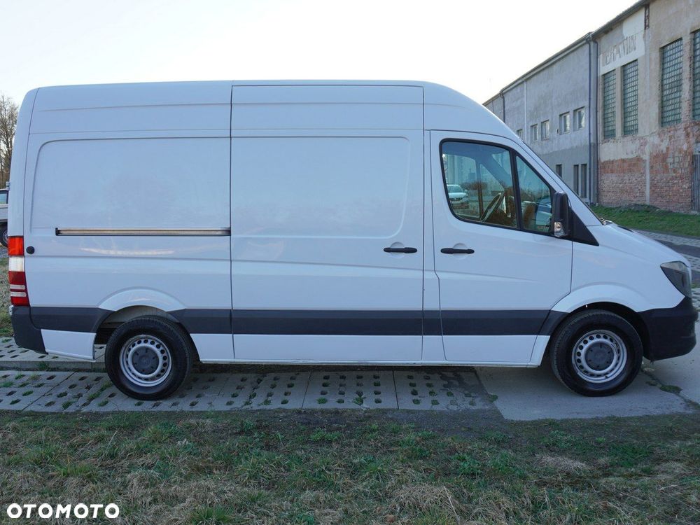 Mercedes-Benz Sprinter - 3