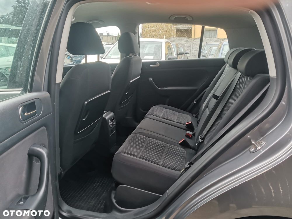 Volkswagen Golf Plus 1.6 TDI DPF BlueMotion Technology MATCH - 16