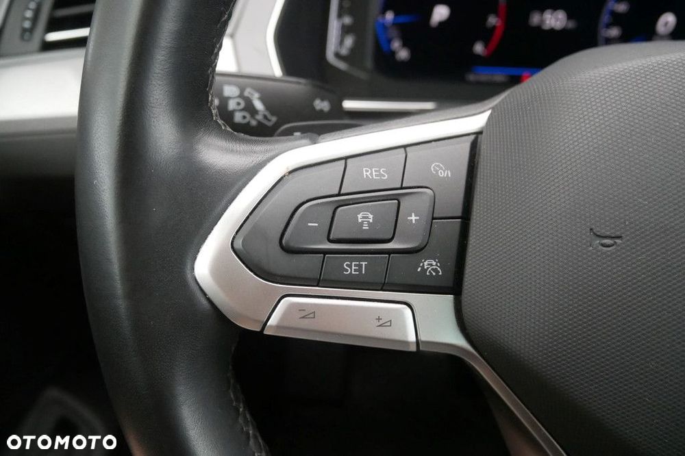 Volkswagen Passat Variant 1.5 TSI EVO Business DSG - 24