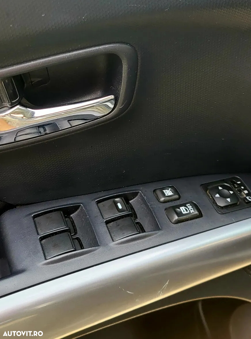 Mitsubishi Outlander 2.4 MIVEC NAVI Instyle Aut - 12