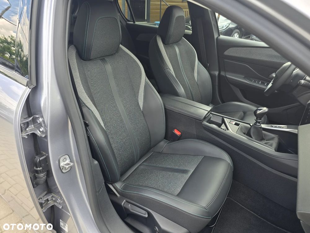 Peugeot 308 - 15