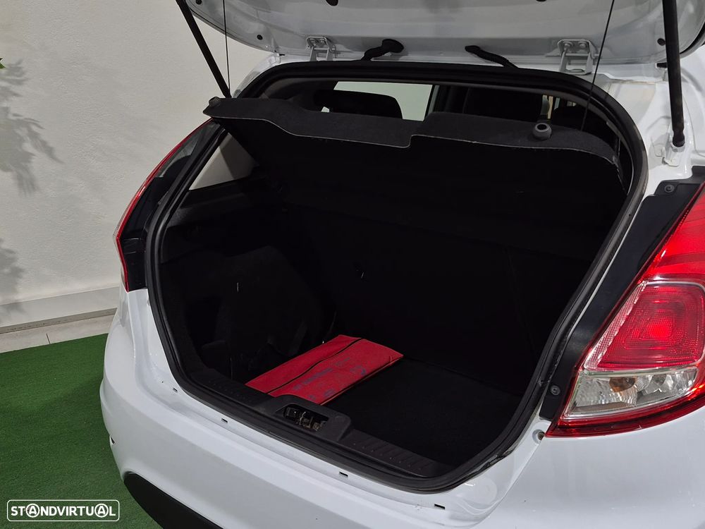 Ford Fiesta 1.0 T EcoBoost Titanium PowerShift - 10