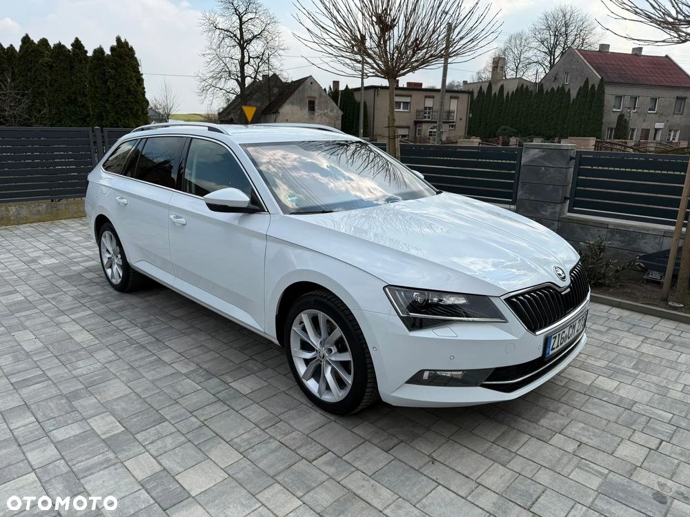 Skoda Superb 2.0 TDI DSG Premium Edition - 3