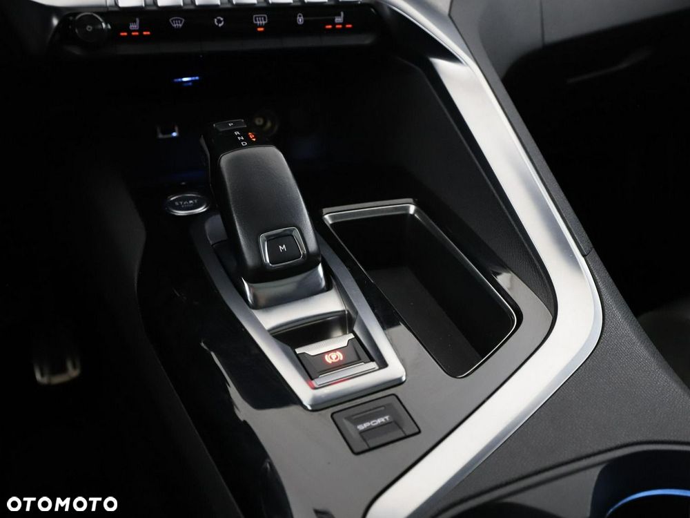 Peugeot 3008 2.0 BlueHDi GT S&S EAT8 - 32