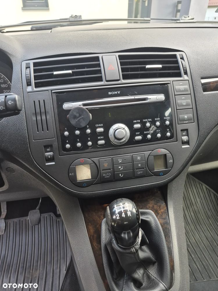 Ford Focus C-Max 1.6 FX Gold / Gold X - 30