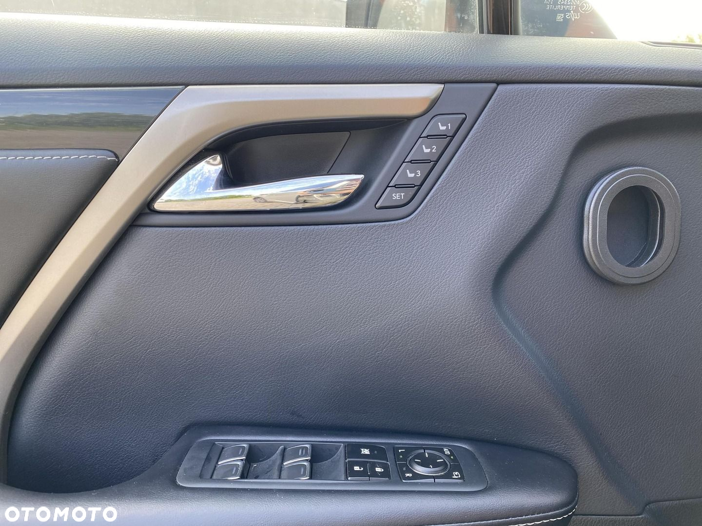 Lexus RX 300 F-Impression - 22