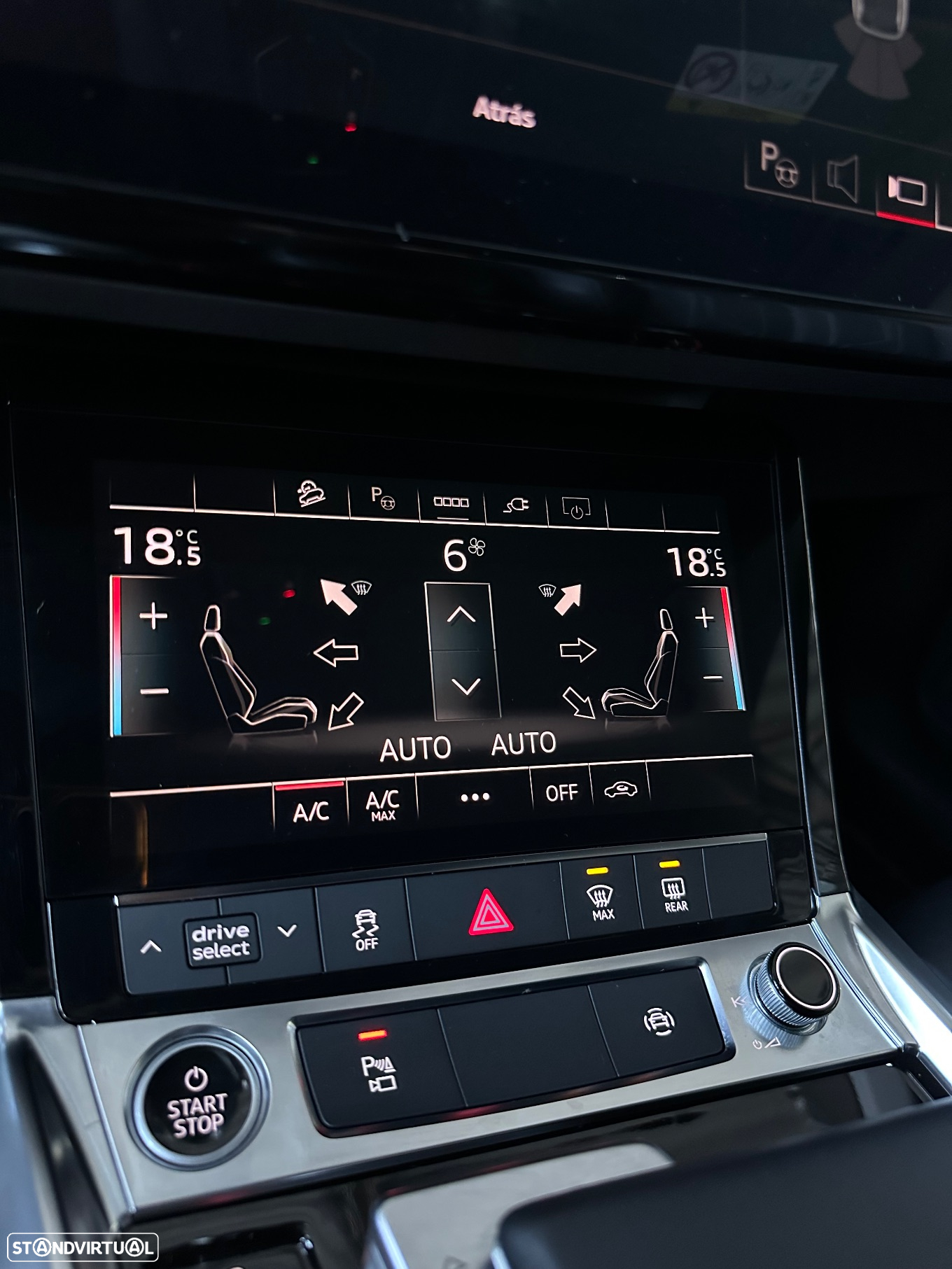 Audi Q8 e-Tron 50 quattro S line - 35