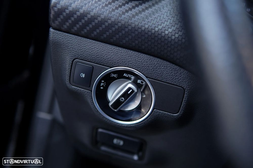 Mercedes-Benz A 180 CDI AMG Line - 26