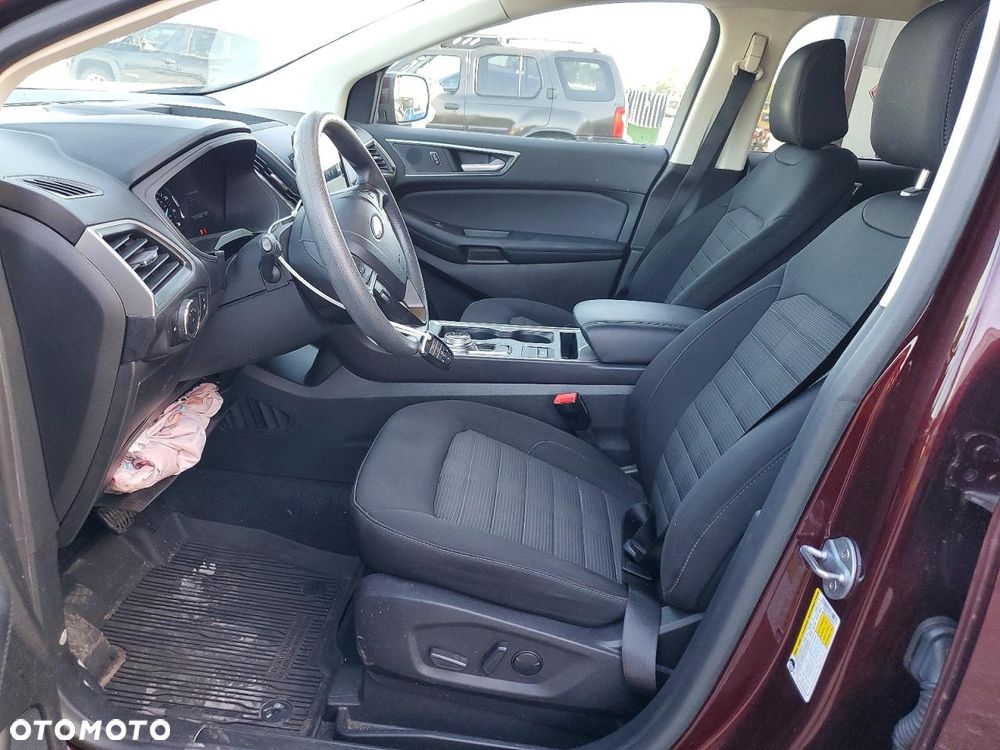 Ford Edge - 7