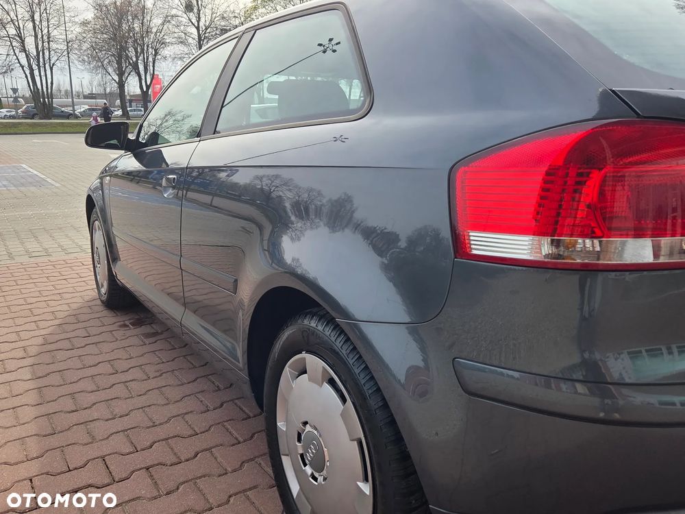 Audi A3 Sportback - 15