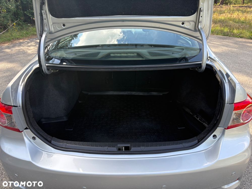 Toyota Corolla 1.4 D-4D Premium - 10