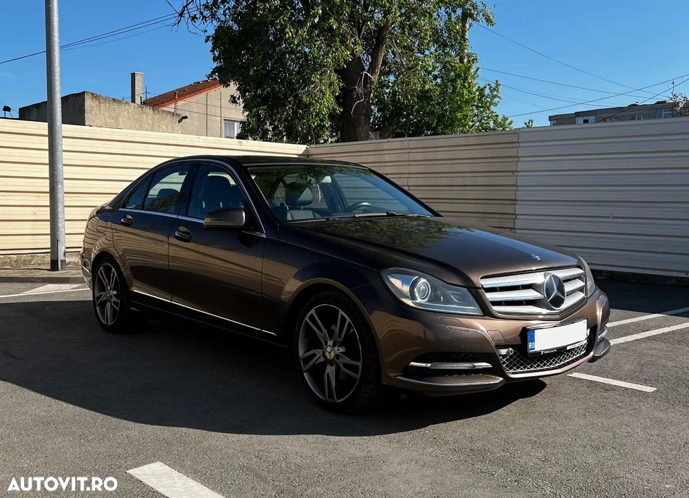 Mercedes-Benz C - 4