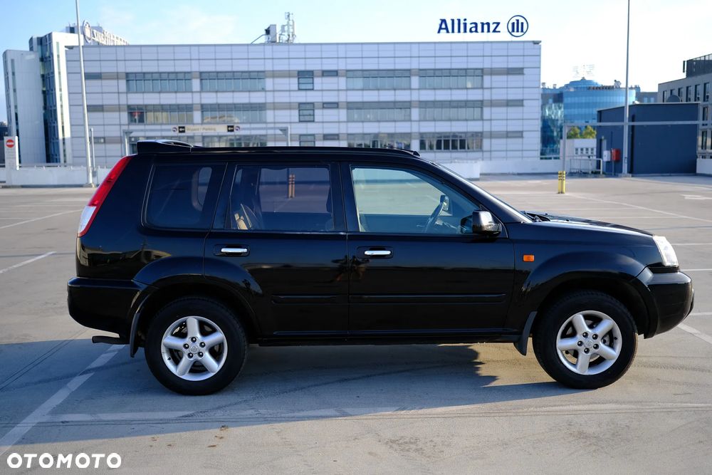 Nissan X-Trail - 12