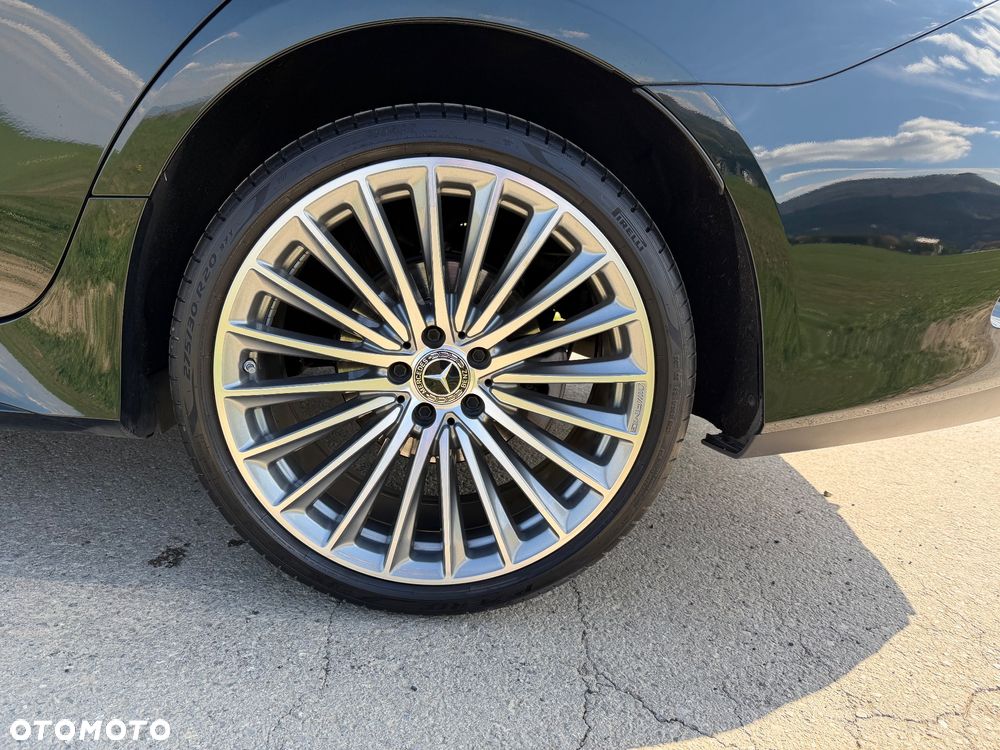 Mercedes-Benz CLS 300 d 4-Matic AMG - 12