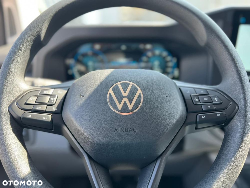 Volkswagen Transporter Furgon silnik: 2,0 l TDI 150 KM / skrzynia biegów: 6-biegowa manualna rozstaw osi: 3500 mm - 15