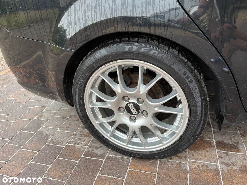 Kia Ceed - 15