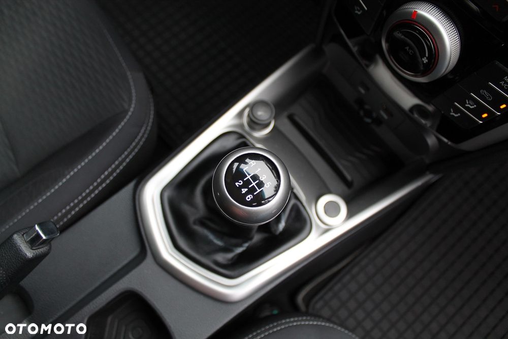 SsangYong/KGM Tivoli - 26