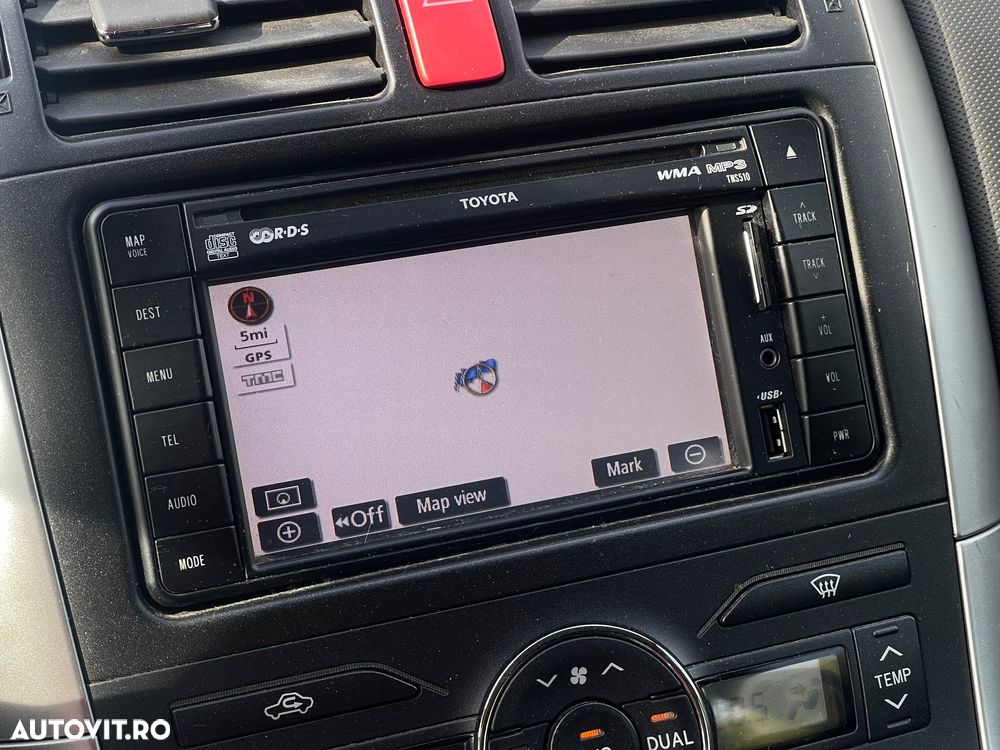 Toyota Auris 2.0 D-4D - 17