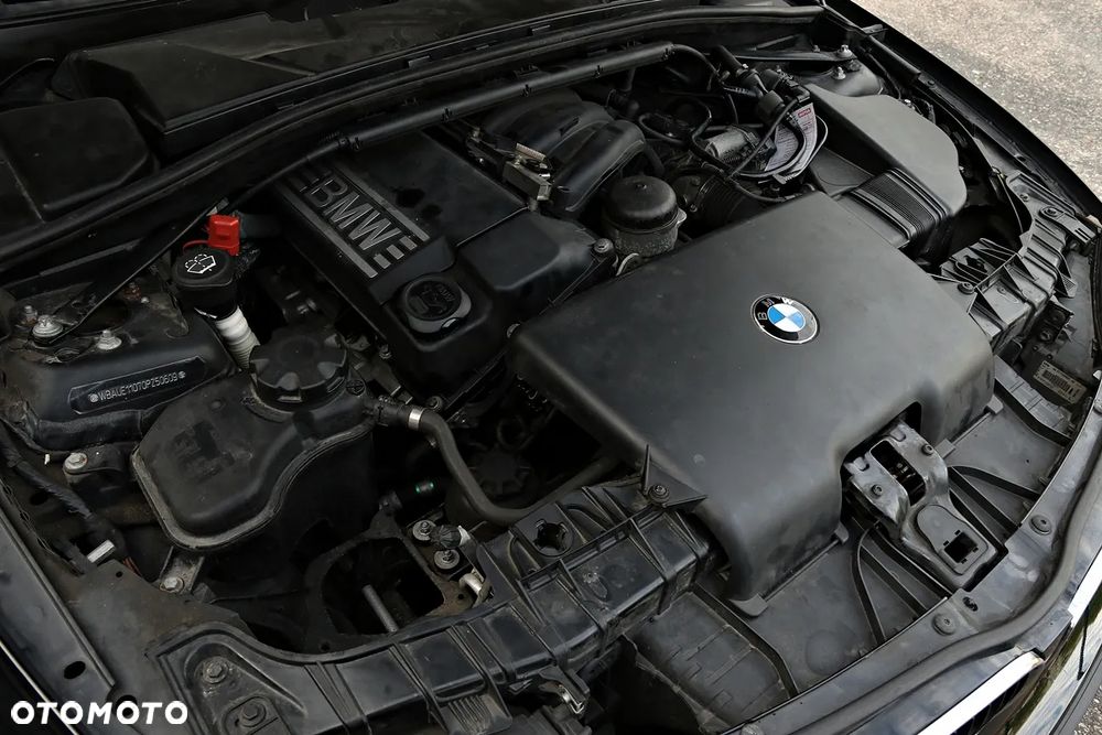 BMW Seria 1 116i - 40