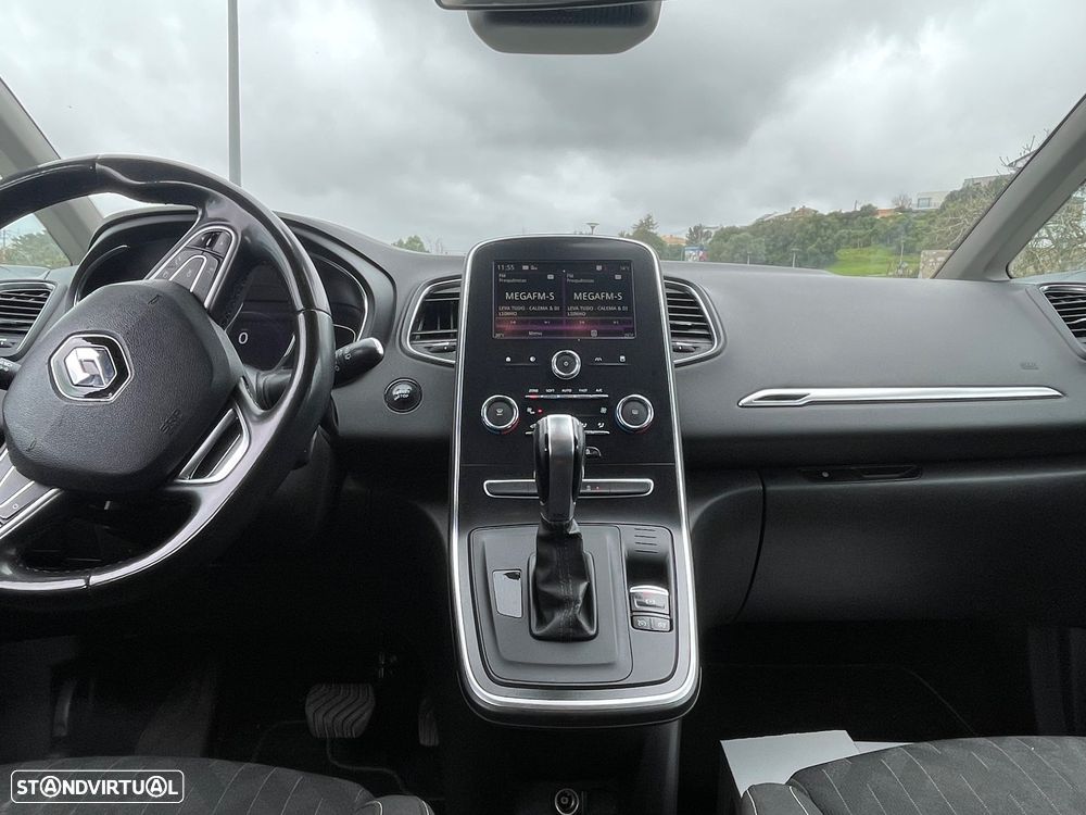 Renault Scénic - 12