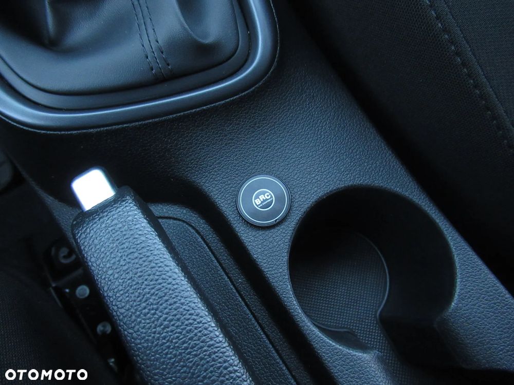 Hyundai i20 1.2 Modern - 17