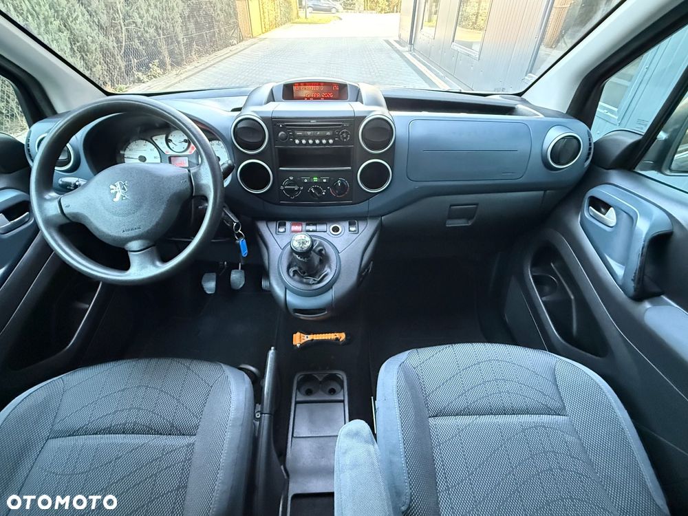 Peugeot Partner 110 Family - 27