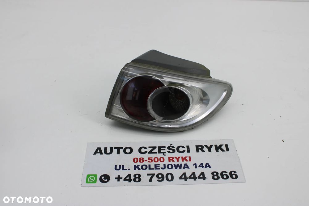 Mazda 2 Lama Prawa Tył w Błotnik - 1