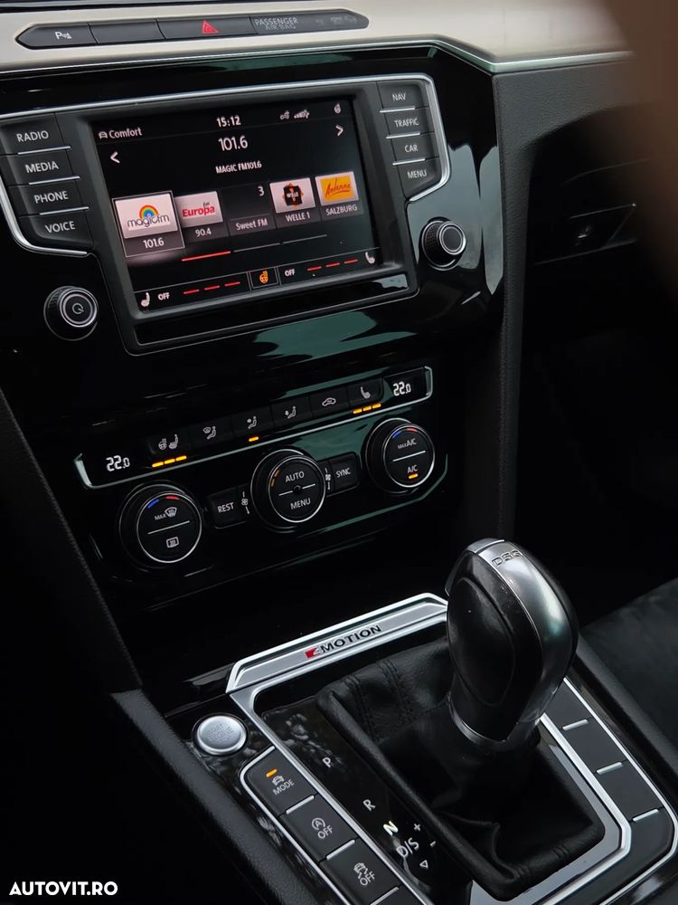 Volkswagen Passat Variant 2.0 TDI SCR 4Motion DSG (BMT) Highline - 22