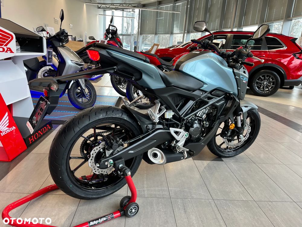 Honda CB - 3