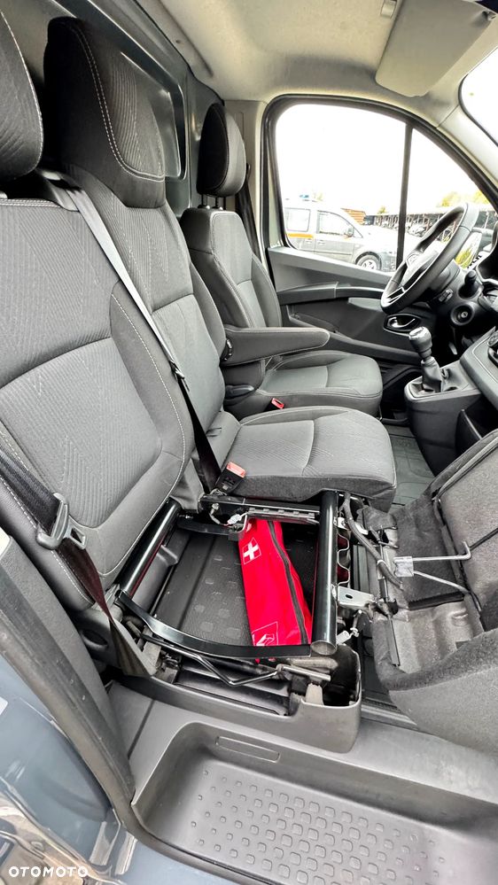 Renault TRAFIC - 21