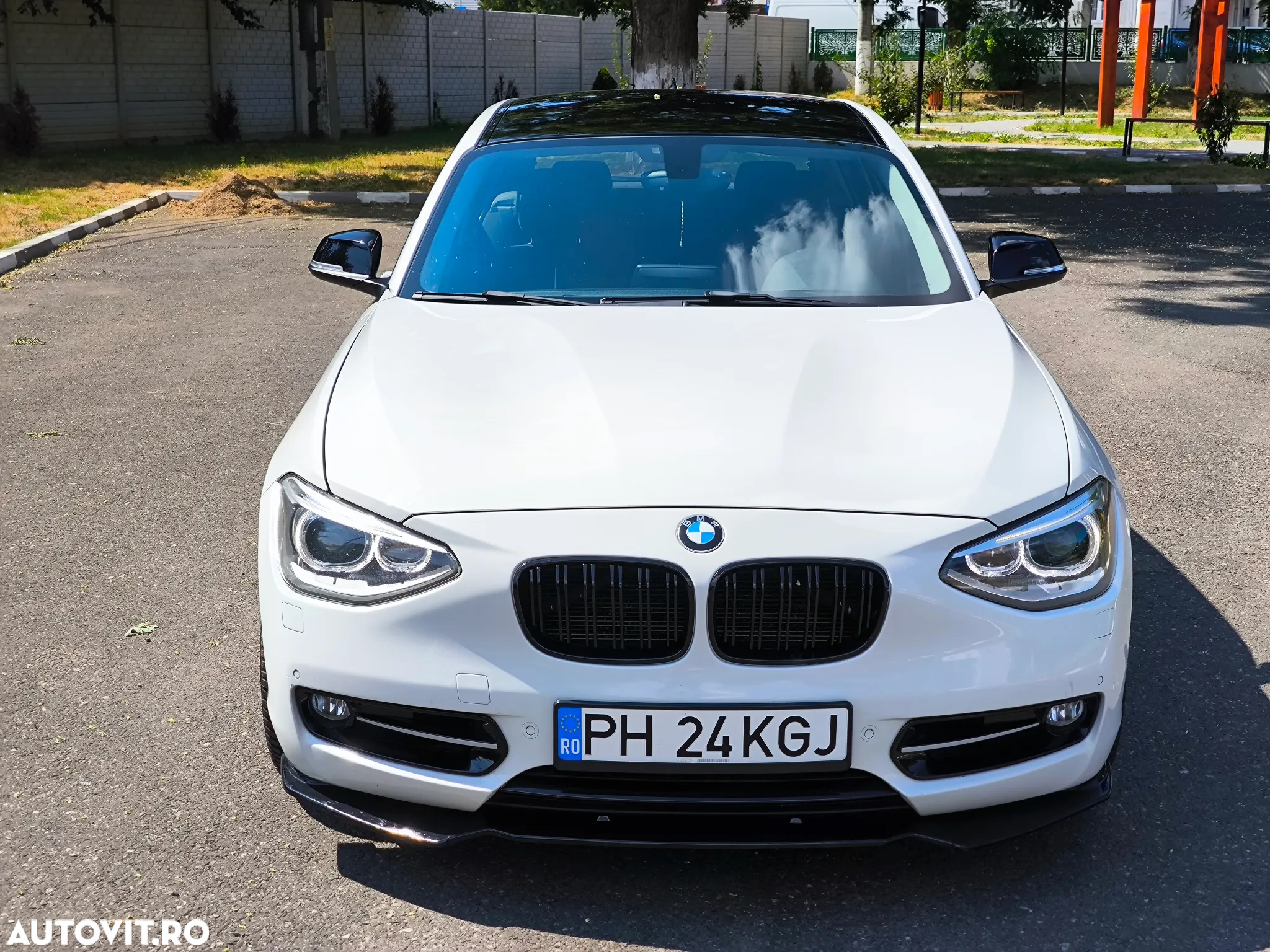 BMW Seria 1 120d - 2
