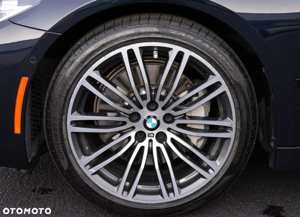 BMW Seria 5 530i GPF M Sport sport - 33