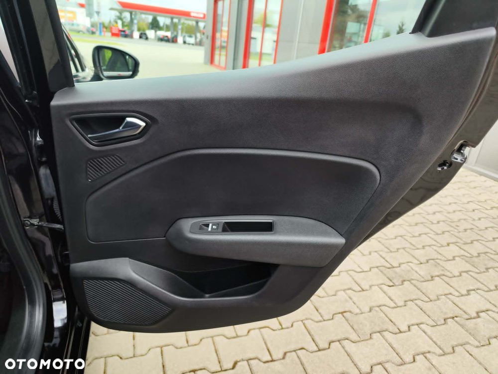 Renault Clio TCe 100 EXPERIENCE - 26