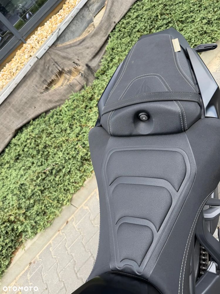 Yamaha MT - 2