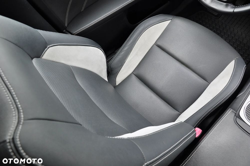 Toyota Avensis Touring Sports 1.8 Edition S+ - 24
