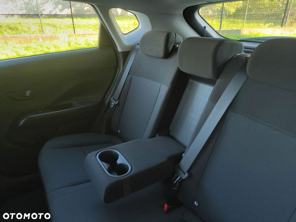 Hyundai Kona - 16