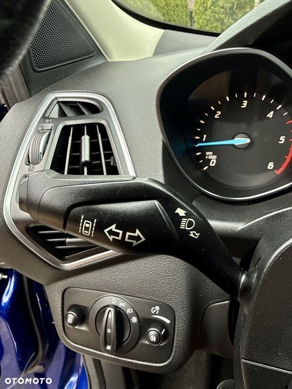 Ford Kuga 2.0 TDCi 4x4 Titanium - 24