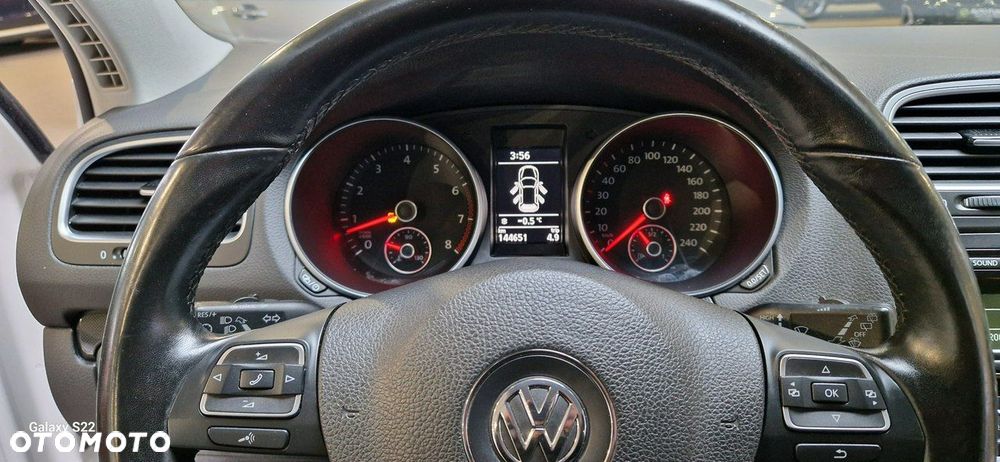 Volkswagen Golf - 14